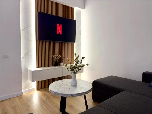 Chisinau Apartment | 1,5 BR- Balcony, Netflix, Nespresso, AC, Walk-to-Mall - GrandStay md