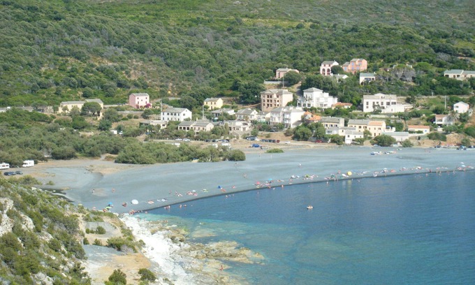 Ogliastro Apartment | 1.5 km from the sea apartment in a house with character