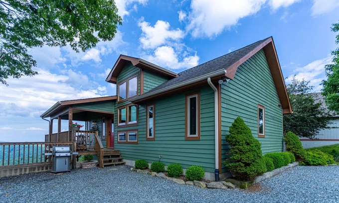 Boone House | 1 Amazing View - Great location, cozy, Foosball table and hot tub!