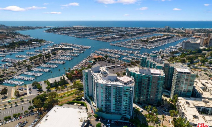 Marina del Rey Apartment | 1 bd Apt in Marina Del Rey - Venice. Resort style complex with premium amenities