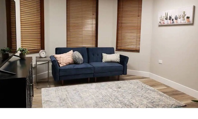 Quincy Apartment | 1 bdrm apt sleeps 3, W/D, free parking, wi-fi