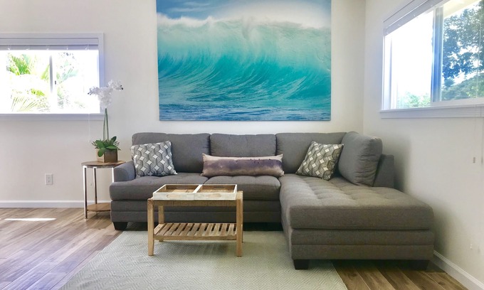 Haleiwa House | 1-Bed, 1-Bath - Walk to Beach.