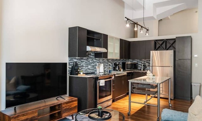 Central Business District Apartment | 1 Bed+co-working+Stadium+CBD!