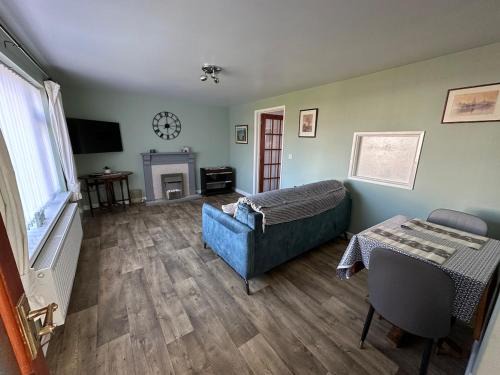 Clynderwen House | 1 bed cosy home, near Narberth
