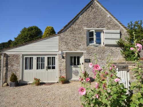 Quenington House | 1 Bed in Bibury 29026