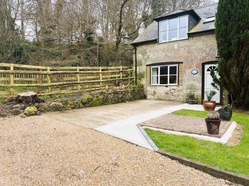 Godshill House | 1 Bed in Godshill IC146