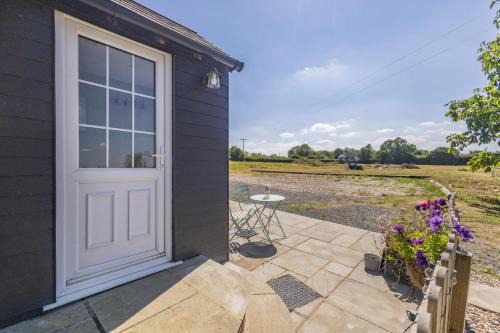 Howlett End House | 1 Bed in Great Sampford oc-f32655