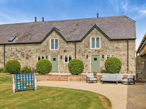 Shaftesbury House | 1 Bed in Melbury Abbas 48717