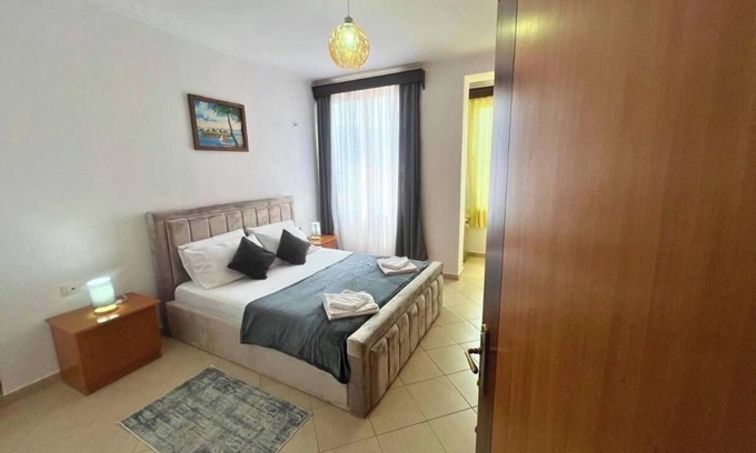 Berat Apartment | 1 bed-Sleeps 4-AirCon-Parking-City Centre