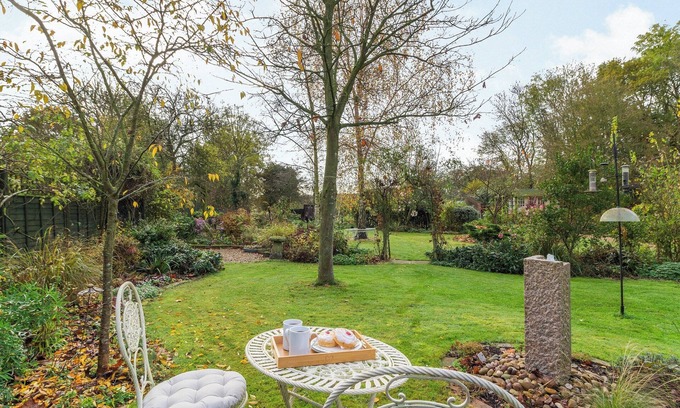 Martlesham Heath Cottage | 1 bedroom accommodation in Clopton Nr Woodbridge