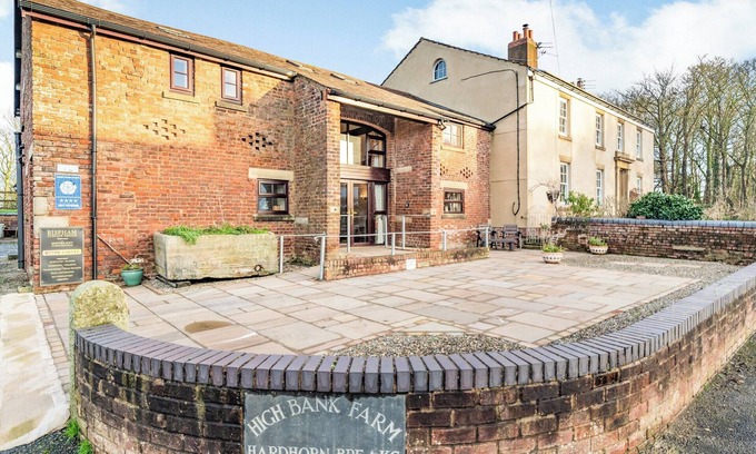 Poulton-le-Fylde Cottage | 1 bedroom accommodation in Poulton Le Fylde