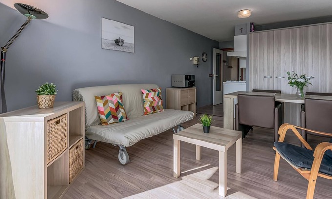 Oostduinkerke-Bad Apartment | 1 bedroom accommodation in OOSTDUINKERKE