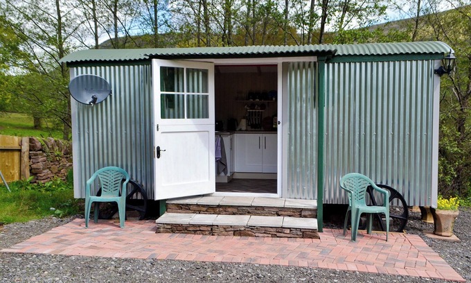 Llanthony Cottage | 1 bedroom accommodation in Cwmyoy, near Abergavenny