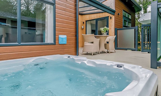 Pentney Ski Chalet | 1 bedroom accommodation in Pentney, King&rsquo;s Lynn