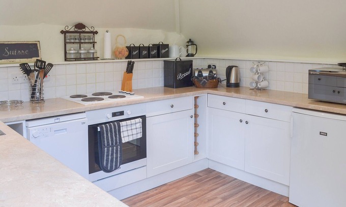 Peasedown Saint John Cottage | 1 bedroom accommodation in Carlingcott
