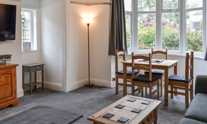 Colwyn Bay Cottage | 1 bedroom accommodation in Rhos On Sea, near Colwyn Bay