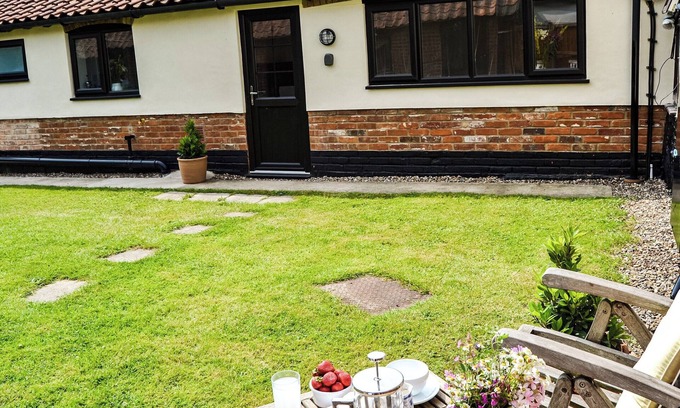 Great Hockham Cottage | 1 bedroom accommodation in Great Hockham, near Thetford