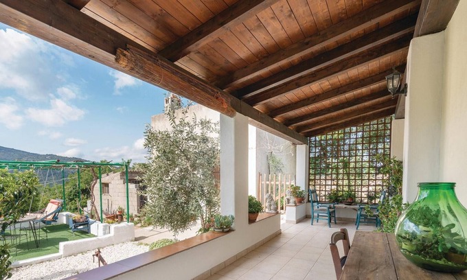 Oliena House | 1 bedroom accommodation in Oliena -NU-