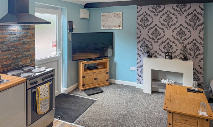 East Kirkby Cottage | 1 bedroom accommodation in East Kirkby, near Spilsby