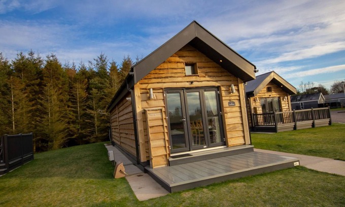 Annan Cabin | 1 bedroom accommodation in Annan