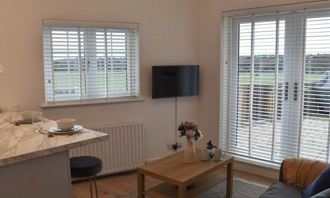 Darenth Cottage | 1 bedroom accommodation in Hawley