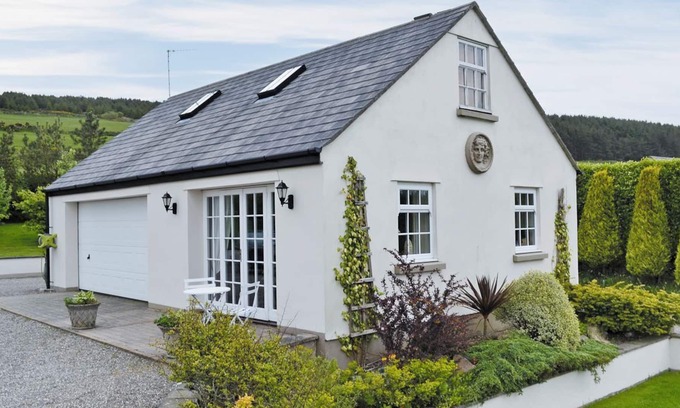 Isle of Man Cottage | 1 bedroom accommodation in Braaid, near Douglas