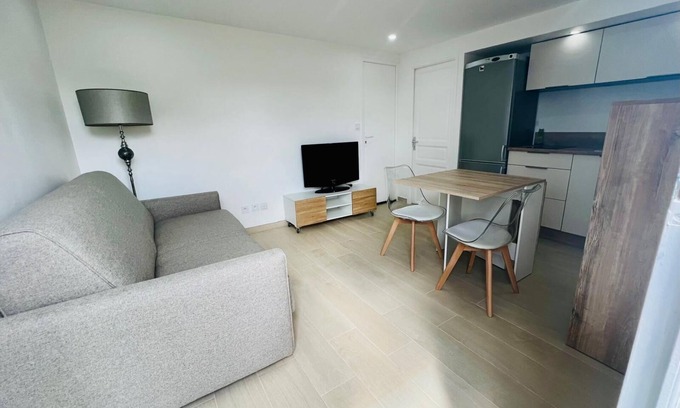 Mouans-Sartoux Apartment | 1 Bedroom Apartment in Mouans-Sartoux