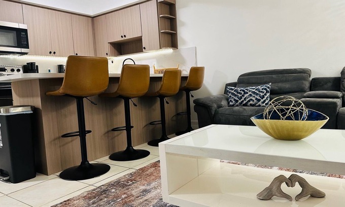 Miami Springs Apartment | 1 bedroom apartment 5 mins from Miami Airport