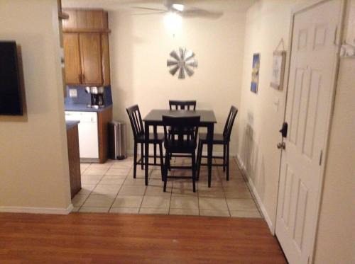 Lawton Apartment | 1 Bedroom Apartment for you! Next to Fort Sill