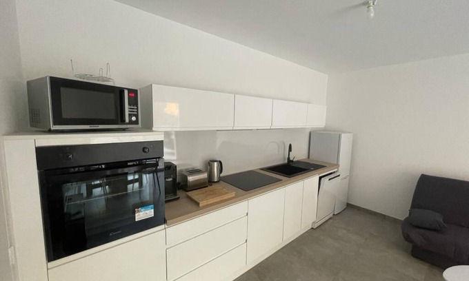 Pietrosella Apartment | 1 Bedroom Apartment in Pietrosella