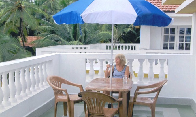 Betalbatim Apartment | 1 Bedroom Apartment (B) In Betalbatim South Goa - Internet & Shared Private Pool