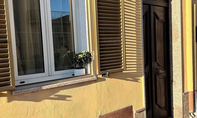 Olmedo Apartment | 1 Bedroom Apartment in Olmedo