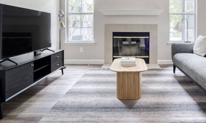 Sunnyvale Apartment | 1 Bedroom Apartment L-464036 by Houzlet