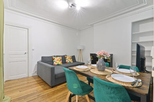 5th Arrondissement Apartment | 1 Bedroom Apartment Monge II up to 4 Guests With NetFlix