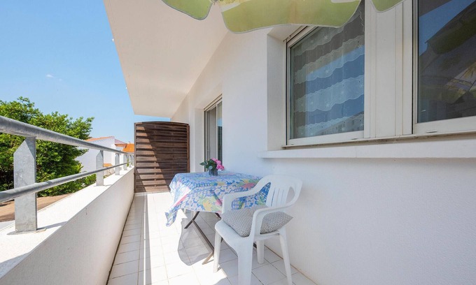 Royan Apartment | 1 bedroom awesome apartment in Royan