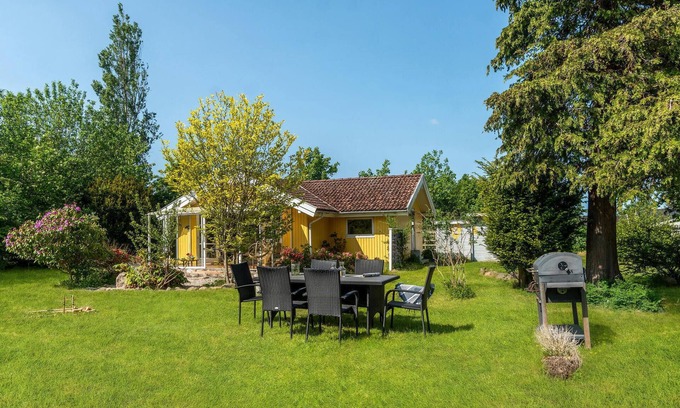 Frederikssund Municipality House | 1 bedroom awesome home in Jægerspris