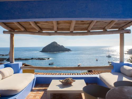 Costa Careyes House | 1 Bedroom Casita Hermanitas panoramic ocean views in Careyes