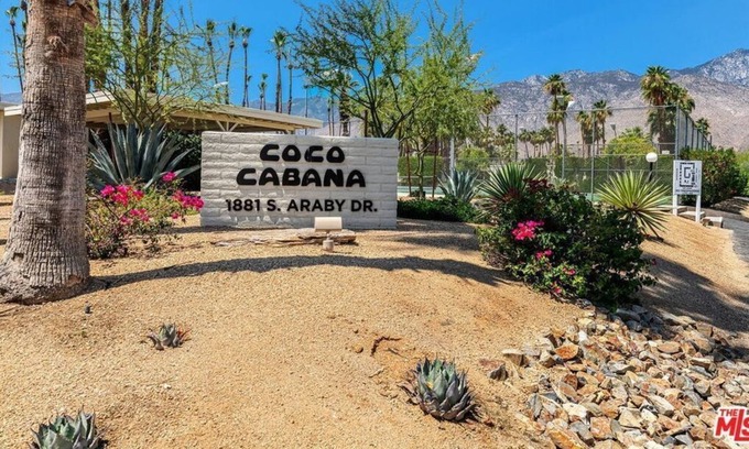 Araby Commons Condo | 1 Bedroom Condo 83124 by Houzlet