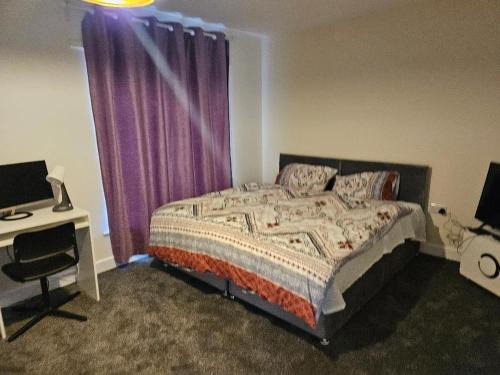 Bletchley Apartment | 1 Bedroom en suite ASHLAND, Milton keynes
