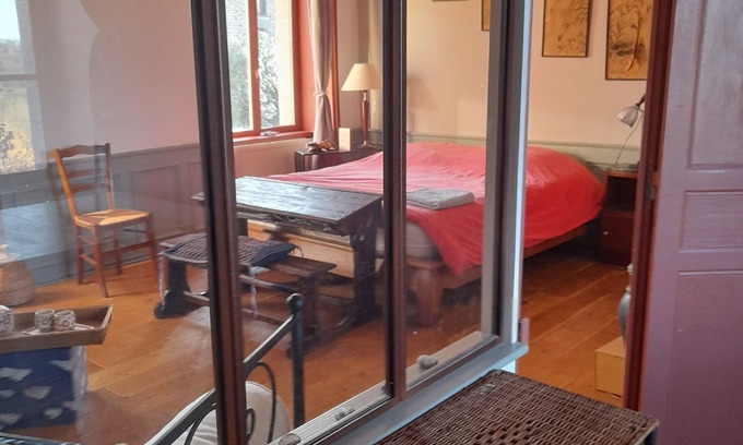 La Vicomte-sur-Rance Bed & Breakfast | 1 Bedroom Bed & breakfast in La VicomtÃ© sur Rance