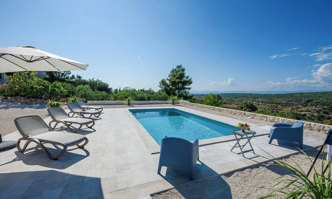 Lozisca House | 1 bedroom lovely home in Bobovisca