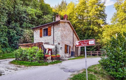 Ortignano Raggiolo House | 1 Bedroom Pet Friendly Home In Ortignano Raggiolo