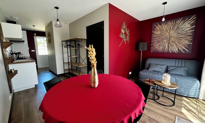 Saint-Denis-d'Oleron House | 1 bedroom private vacation home in la brã©e-les-bains