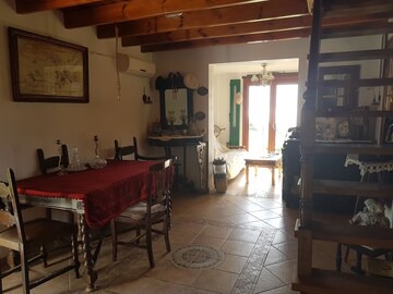 Pythagorion House | 1 bedroom(s) House near Pythagorion