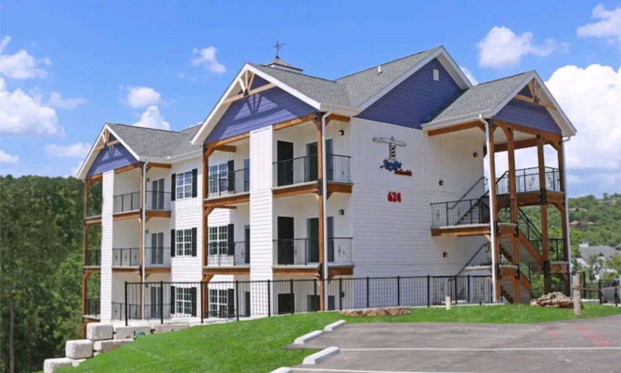 Branson Condo | 1 Bedroom, Sleeps 4, at Stormy Point Lakeside!