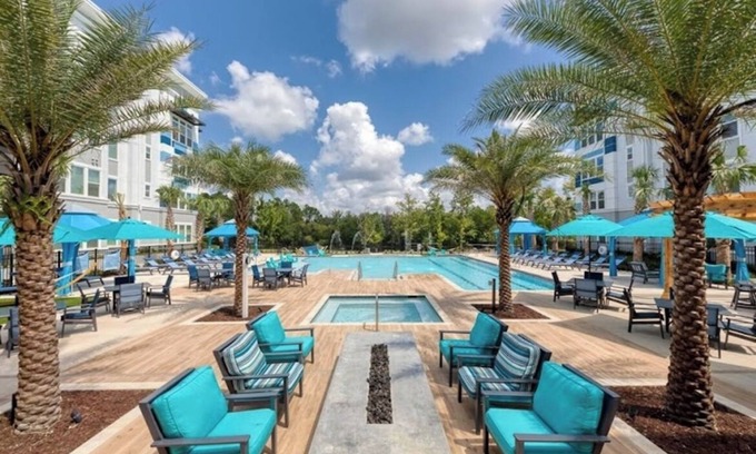 Secret Cove Apartment | 1-bedroom with AC, WiFi, fitness room in superb Jacksonville, stjohn town center