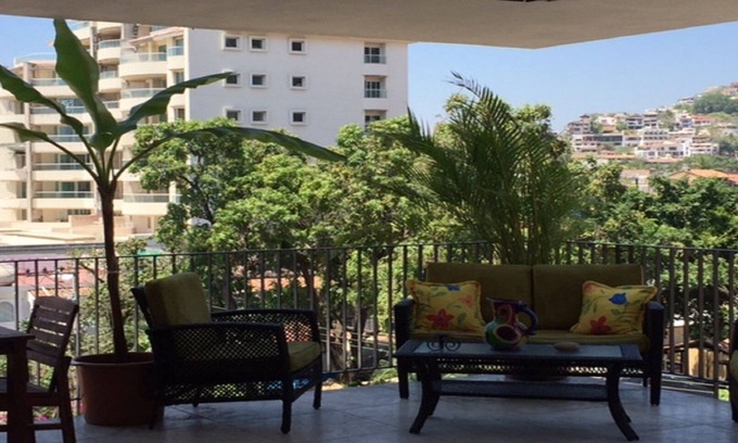 Emiliano Zapata Condo | 1 BLOCK TO BEACH- IN THE HEART OF THE ROMANTIC ZONE!
