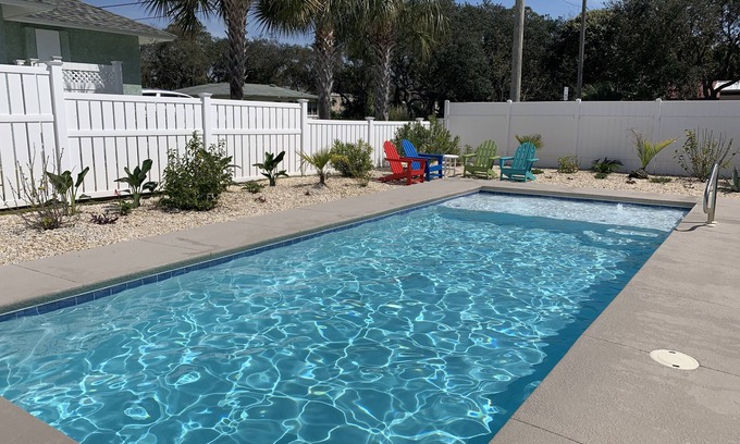 Laguna Beach Estates House | 1 Block to the Beach, Private POOL and FREE 6-Person golf cart!