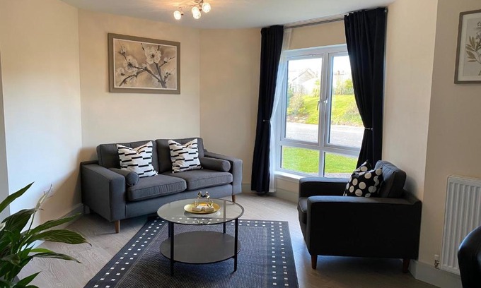 Auchterarder Apartment | 1 Cedar Court, Auchterarder