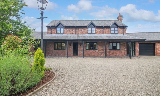 St Martins Cottage | 1 CLARKES LANE, pet friendly, with hot tub in St Martins